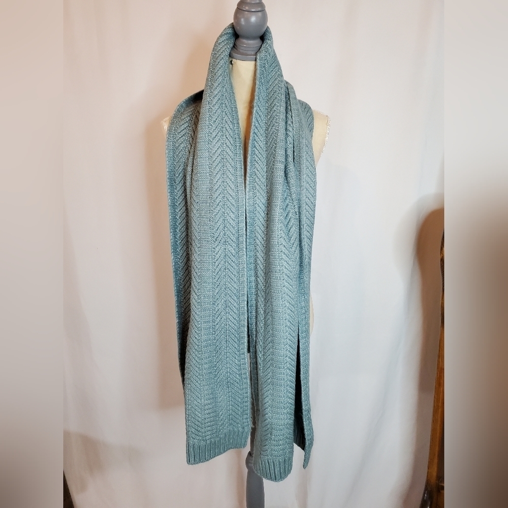 Indigo Love and lore aqua scarf.  One size.  Euc 76 x 15